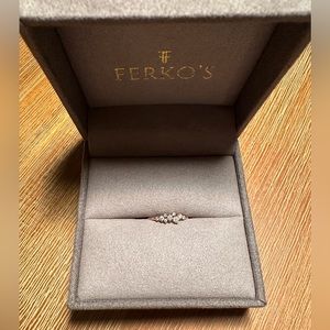 Ferko’s Fine Jewelry Diamond Cluster Ring in 14k Rose Gold